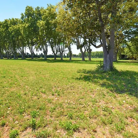 2 Bedroom Beautiful In *